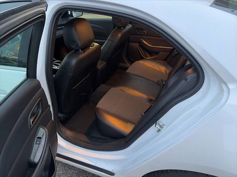 Used 2015 Chevrolet Malibu LT image 9