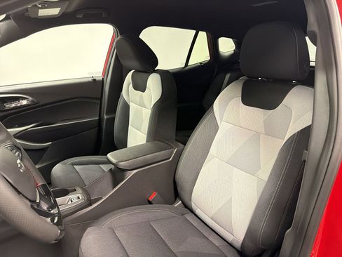 New 2026 Chevrolet Trax RS image 21