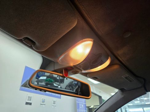 Used 2007 Mercedes-Benz SL 600 image 29