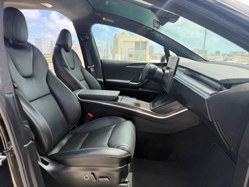 Used 2022 Tesla Model X Plaid image 27