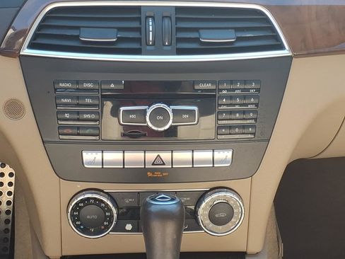 Used 2012 Mercedes-Benz C 300 4MATIC Sedan image 5