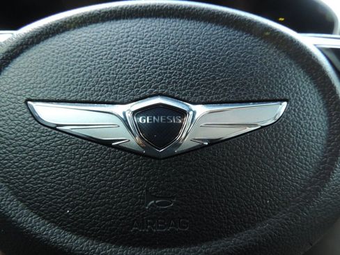 Used 2022 Genesis G70 3.3T RWD image 30