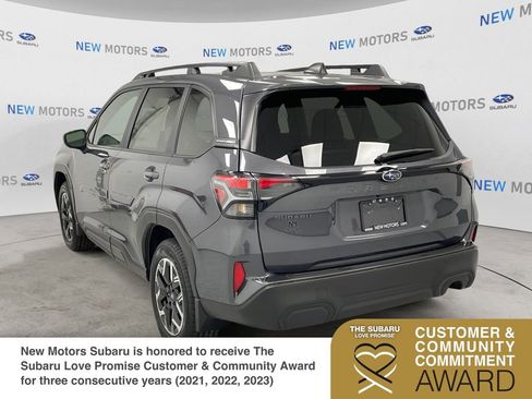 New 2025 Subaru Forester Premium image 2