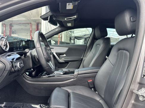 Used 2022 Mercedes-Benz A 220 image 13