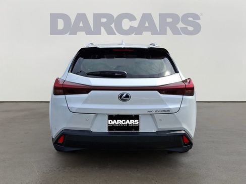 Used 2024 Lexus UX 250h AWD w/ Premium Package image 5