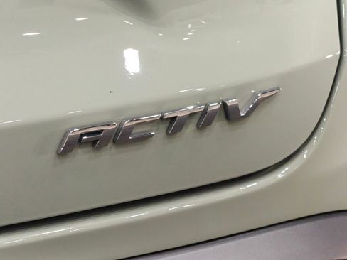 Used 2024 Chevrolet Trax ACTIV w/ Driver Confidence Package FWD image 40