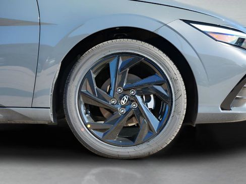 New 2026 Hyundai Elantra SEL Sport Premium FWD image 10