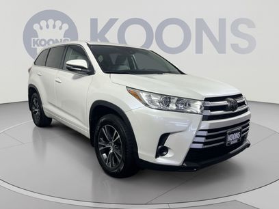 Used 2018 Toyota Highlander LE