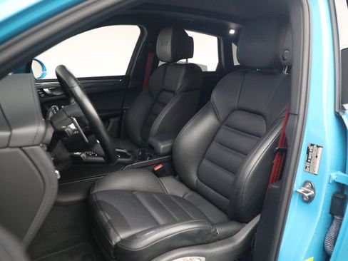 Used 2021 Porsche Macan GTS AWD/4WD image 14