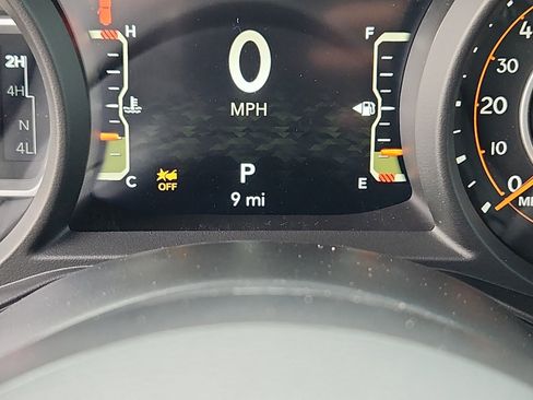 New 2026 Jeep Wrangler Unlimited Rubicon w/ Technology Group AWD/4WD image 12