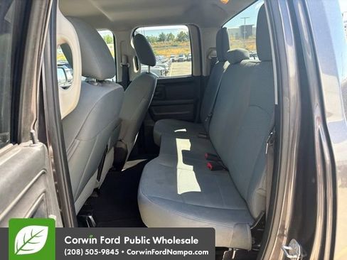 Used 2015 RAM 1500 Express RWD image 10