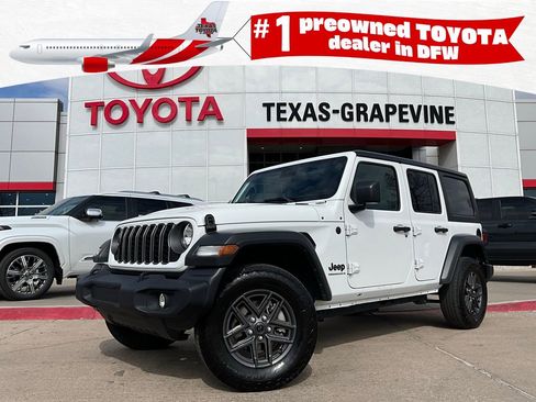 Used 2025 Jeep Wrangler Sport S image 1