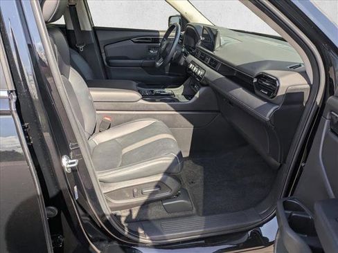 Certified 2023 Honda Pilot EX-L image 18