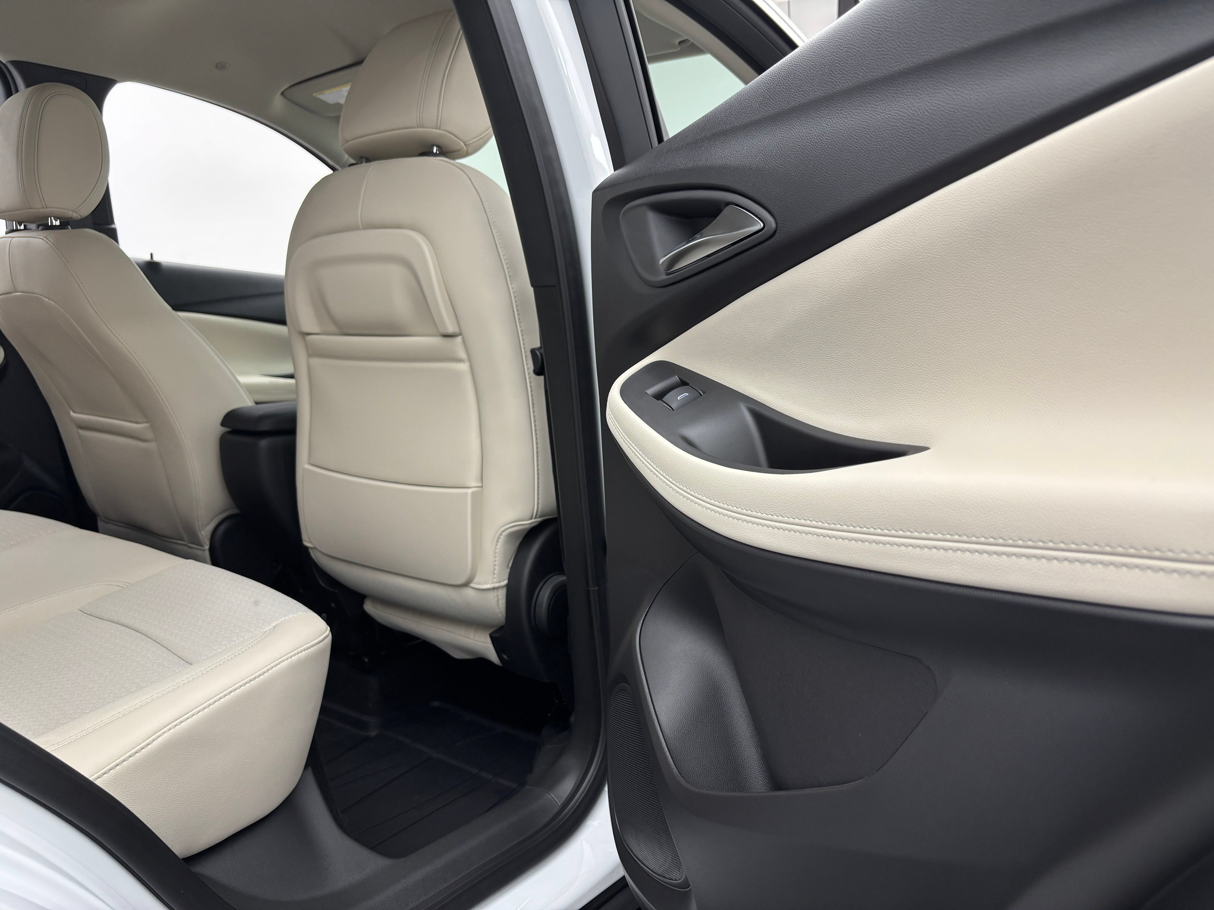 New 2026 Buick Encore GX Preferred w/ Advanced Technology Package FWD image 31