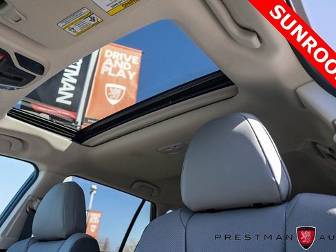 Used 2024 Subaru Outback Limited image 12