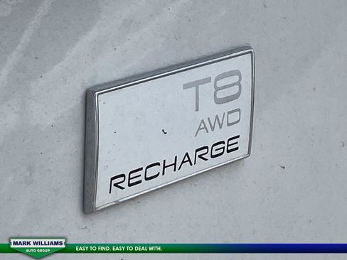 Used 2023 Volvo XC90 T8 Plus image 32