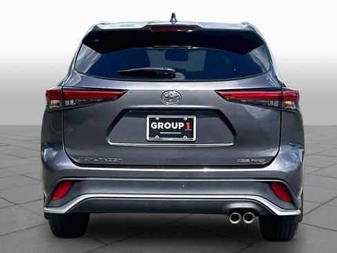 Used 2023 Toyota Highlander XSE AWD/4WD image 5