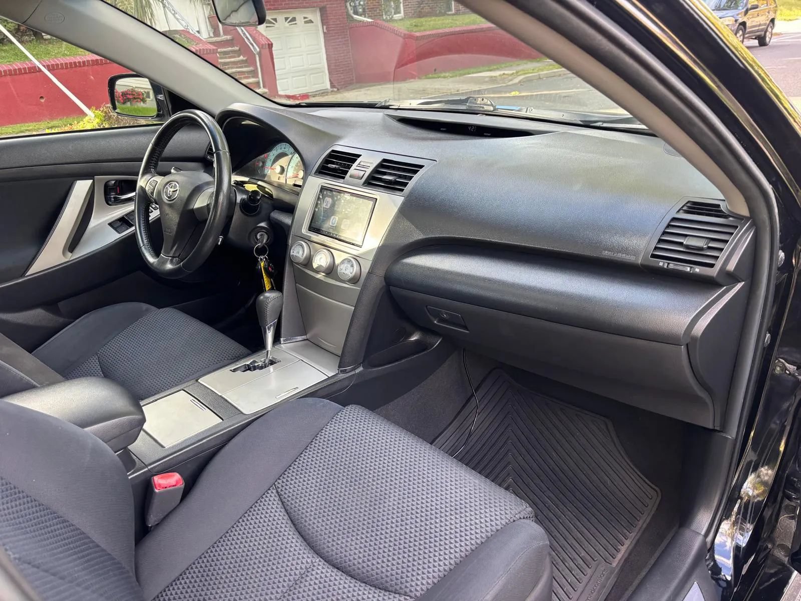 Used 2011 Toyota Camry SE w/ SE Extra-Value Pkg #1 FWD image 27
