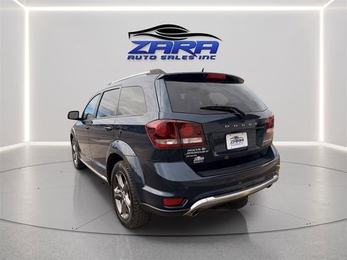 Used 2015 Dodge Journey Crossroad w/ Flexible Seating Group image 6