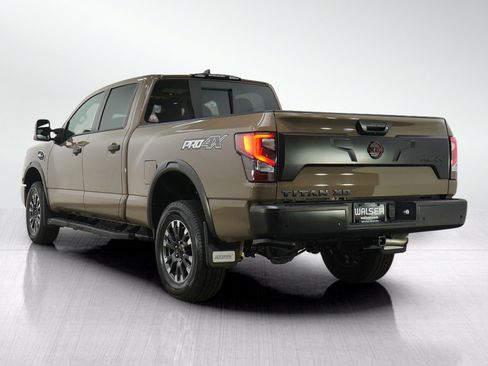 Used 2024 Nissan Titan PRO-4X w/ Pro-4x Convenience Package AWD/4WD image 4