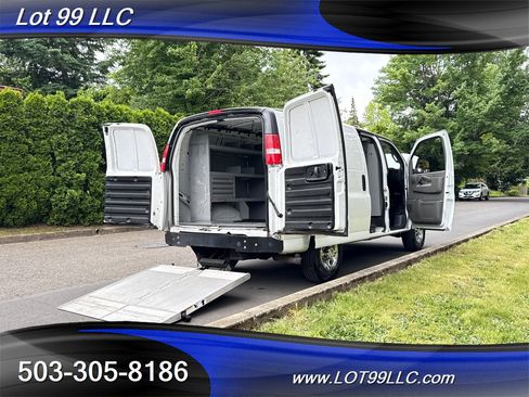 Used 2019 Chevrolet Express 3500 w/ Driver Convenience Package image 69