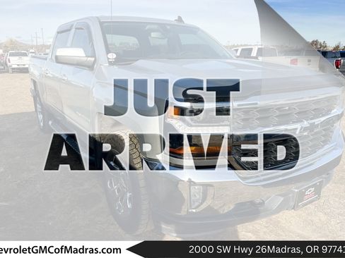 Used 2018 Chevrolet Silverado 1500 LT w/ LT Eassist Package image 1