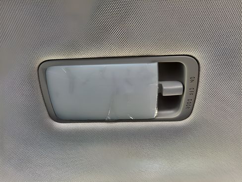 Used 2025 Nissan Pathfinder Platinum FWD image 47