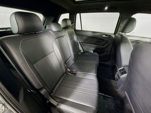 Certified 2023 Volkswagen Tiguan SE R-Line AWD/4WD image 25