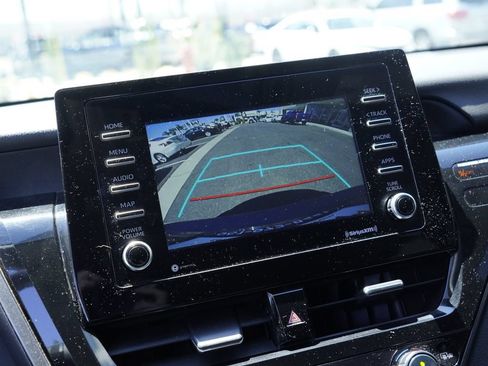 Used 2022 Toyota Camry SE FWD image 15