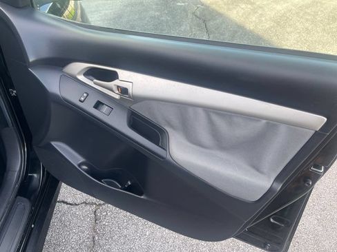 Used 2010 Toyota Matrix FWD image 16