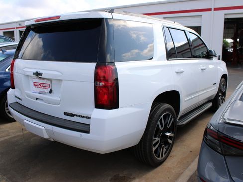 Used 2019 Chevrolet Tahoe Premier AWD/4WD image 11
