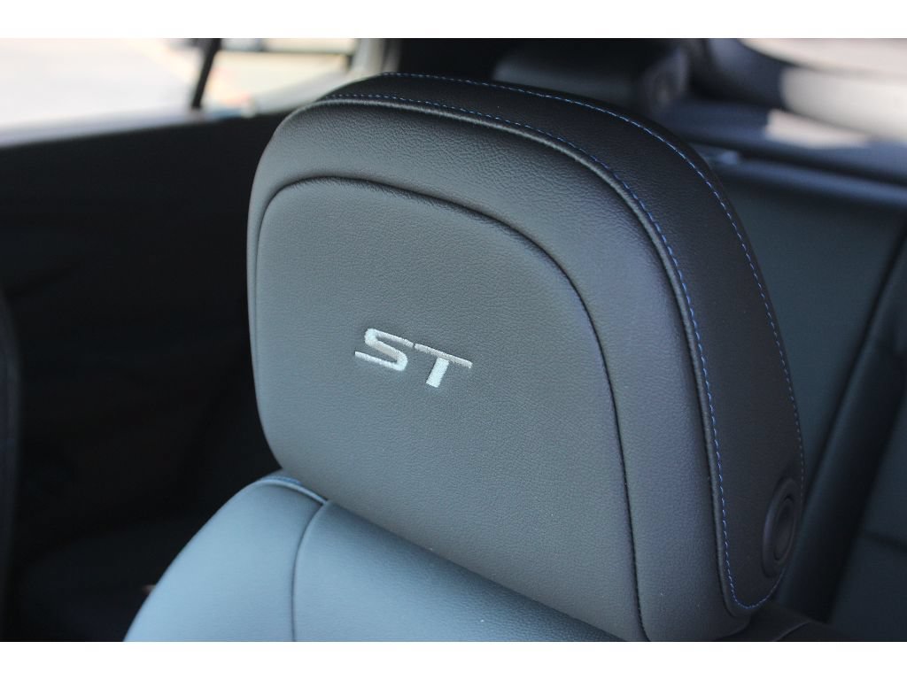 New 2026 Buick Envista Sport Touring w/ Convenience I Package FWD image 4