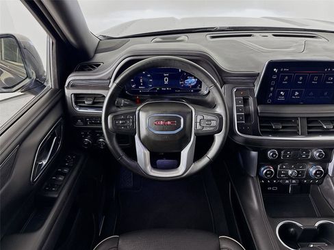 Used 2024 GMC Yukon SLT image 22
