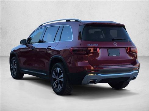New 2026 Mercedes-Benz GLB 250 4MATIC image 9