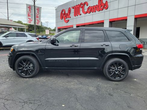 Used 2021 Jeep Grand Cherokee Laredo X RWD image 7