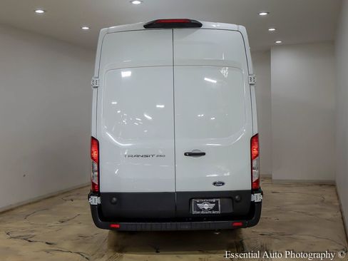 Used 2023 Ford Transit 250 148 High Roof Extended w/ Load Area Protection Package RWD image 5