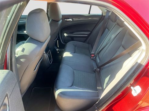 Used 2021 Chrysler 300 Touring w/ Sport Appearance Package image 23