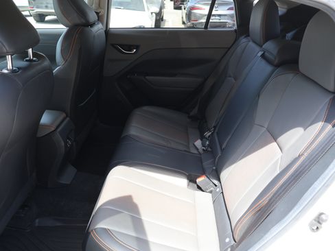 Used 2024 Subaru Crosstrek 2.5i Limited w/ Crosstrek Mirror Package AWD/4WD image 10