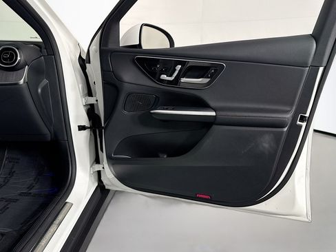 Certified 2026 Mercedes-Benz GLC 300 image 24