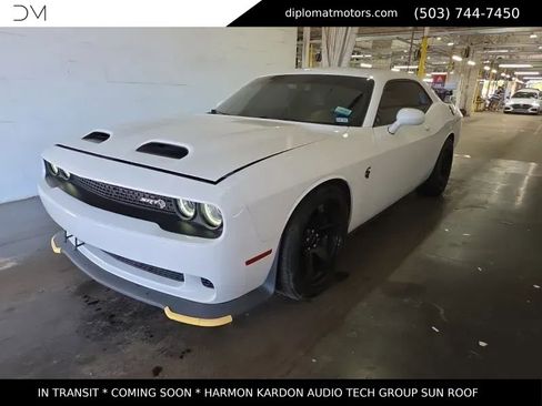 Used 2019 Dodge Challenger SRT Hellcat Redeye image 1