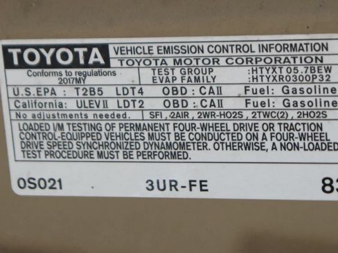 Used 2017 Toyota Tundra SR5 w/ SR5 Upgrade Package RWD image 13