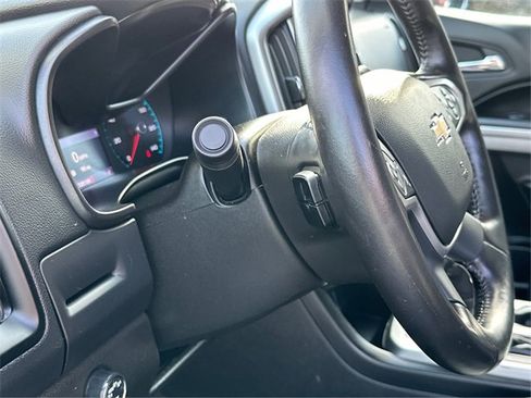 Used 2020 Chevrolet Colorado LT w/ Luxury Package image 28