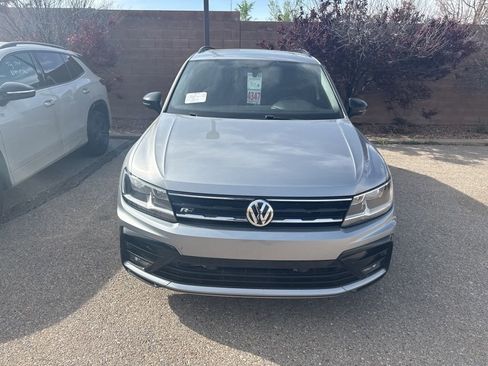 Used 2021 Volkswagen Tiguan SE R-Line image 5