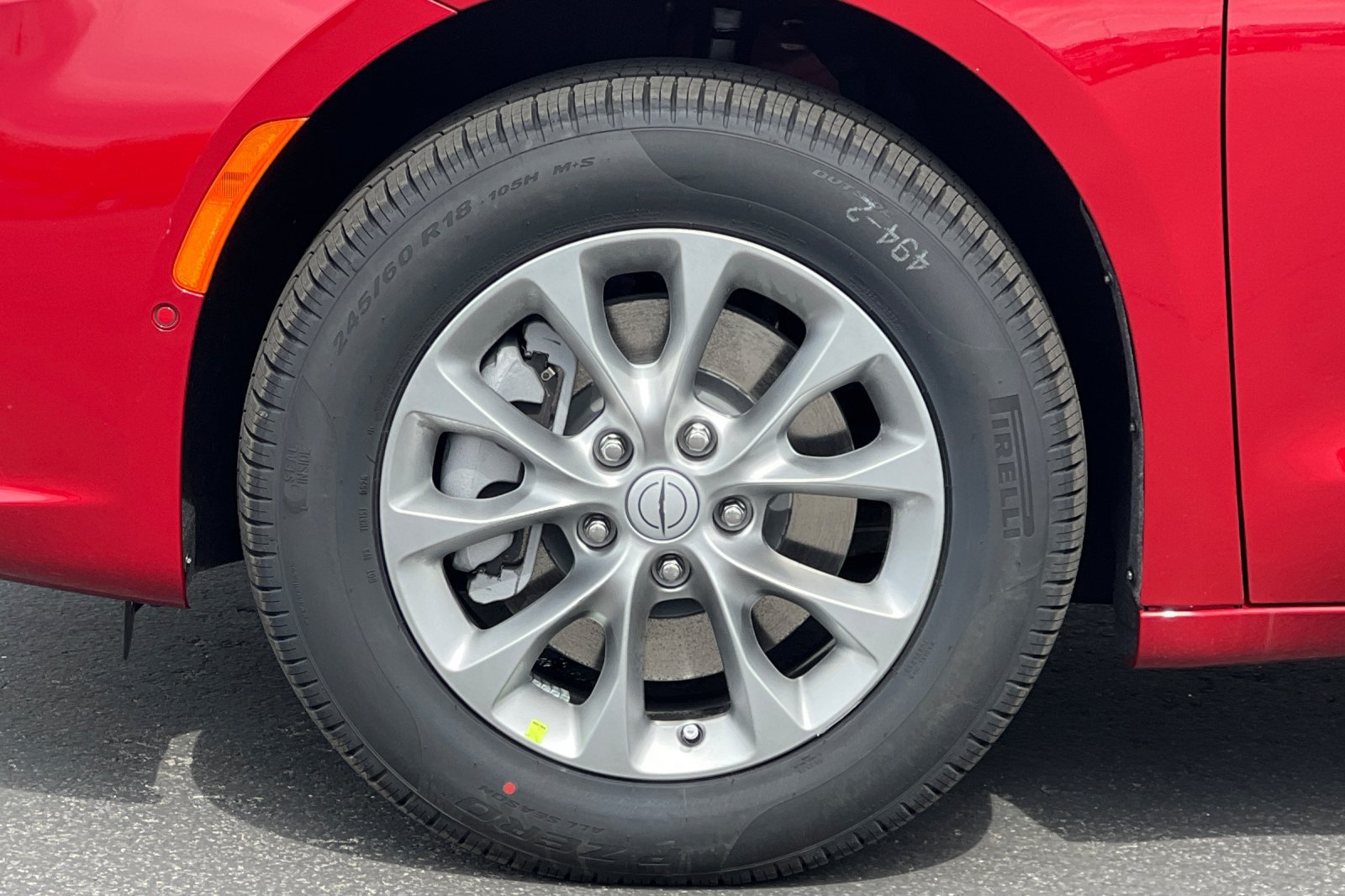 New 2026 Chrysler Pacifica Select AWD/4WD image 9