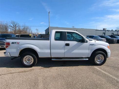 Used 2014 Ford F150 STX w/ Equipment Group 201A Mid image 15