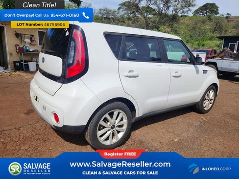 Used 2018 Kia Soul + FWD image 4