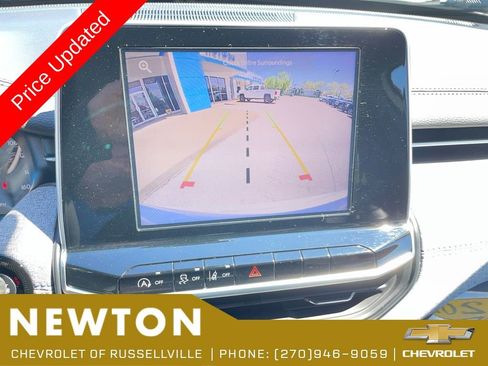 Used 2025 Jeep Compass Latitude AWD/4WD image 11