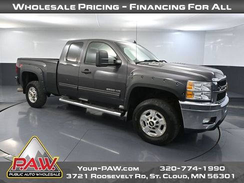 Used 2011 Chevrolet Silverado 2500 LT w/ Interior Plus Package AWD/4WD image 1