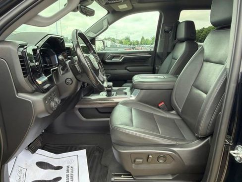 Used 2022 Chevrolet Silverado 1500 LTZ w/ LTZ Premium Package AWD/4WD image 21