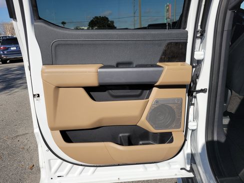 Used 2022 Ford F150 Lariat image 24